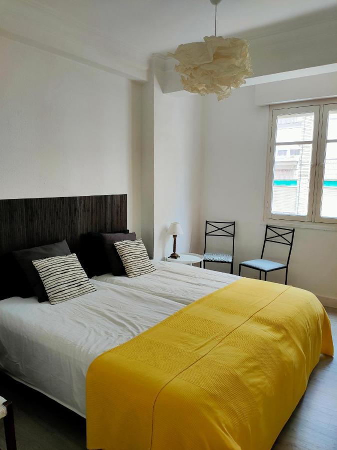 New! Beautiful City Apartment Сантандер Экстерьер фото