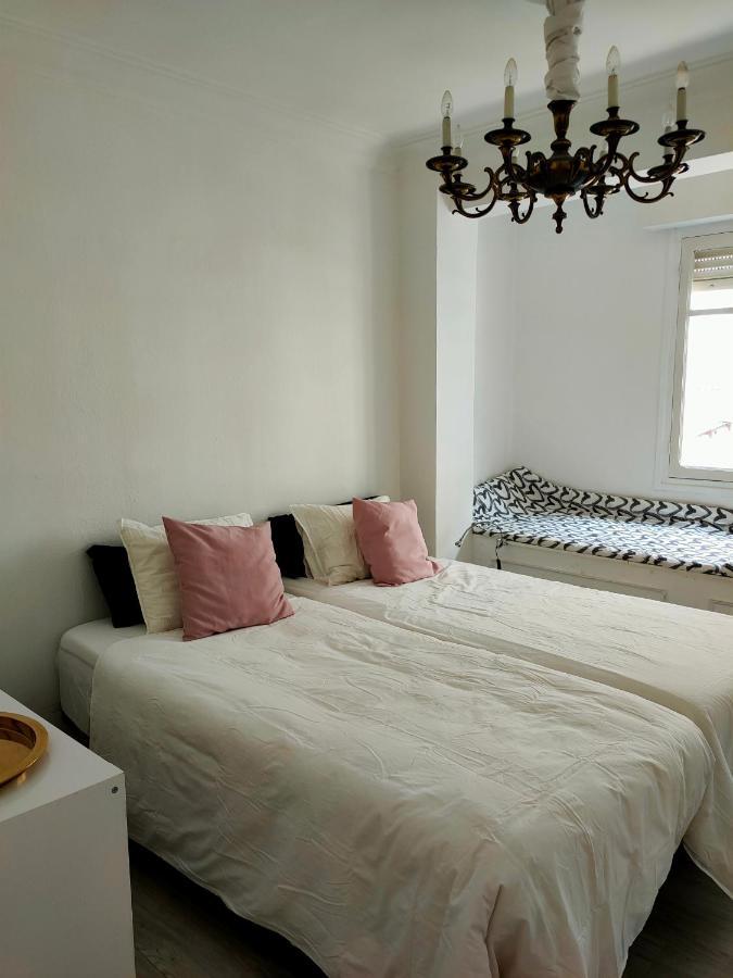 New! Beautiful City Apartment Сантандер Экстерьер фото